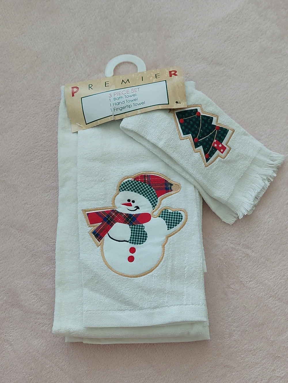 PREMIER brand 3-piece Holiday Bath Towel Set NWT